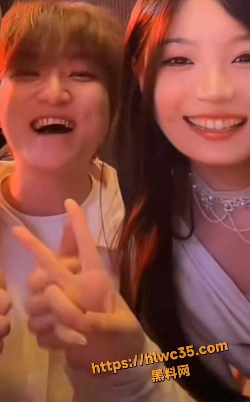 小拐和粉丝性爱视频流出3