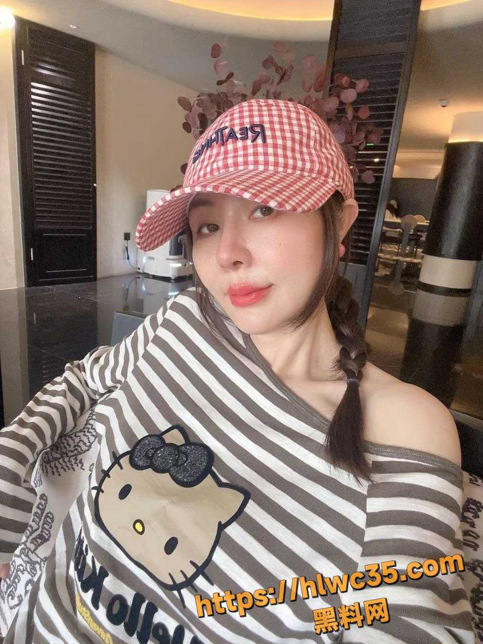 袁鸿鑫情趣内衣实拍2