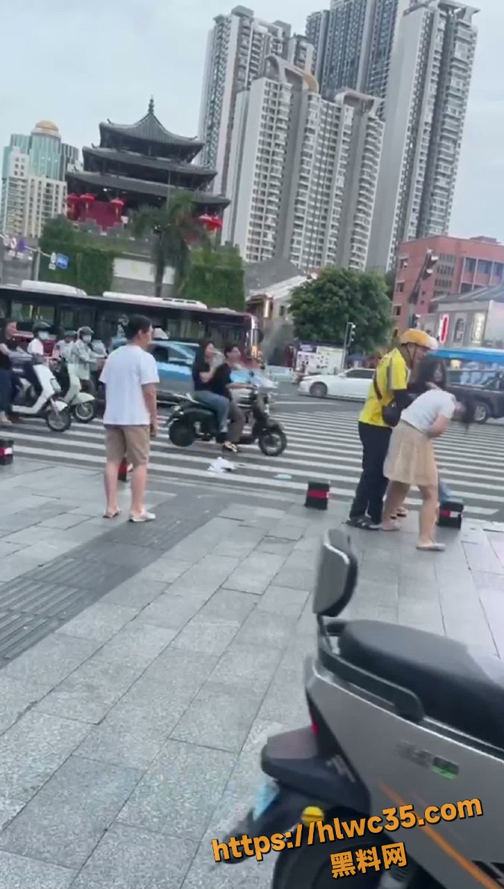 当街打架6