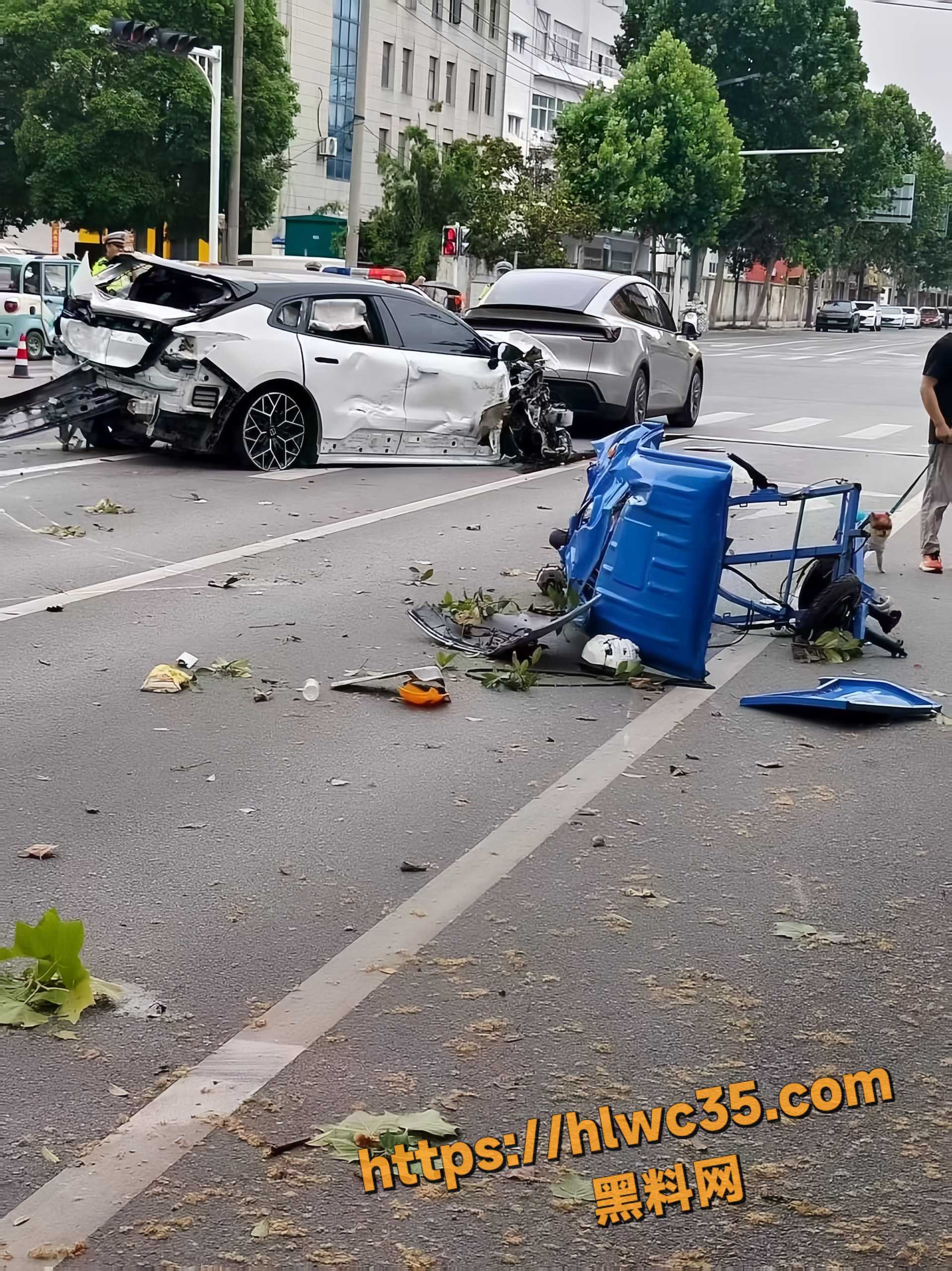 男子酒驾撞人后逃逸4