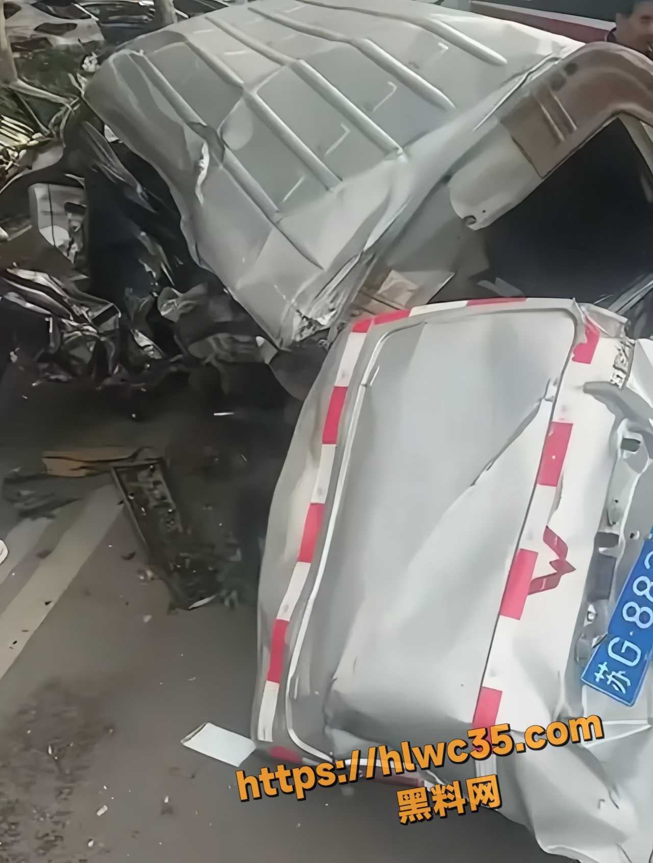 男子酒驾撞人后逃逸5