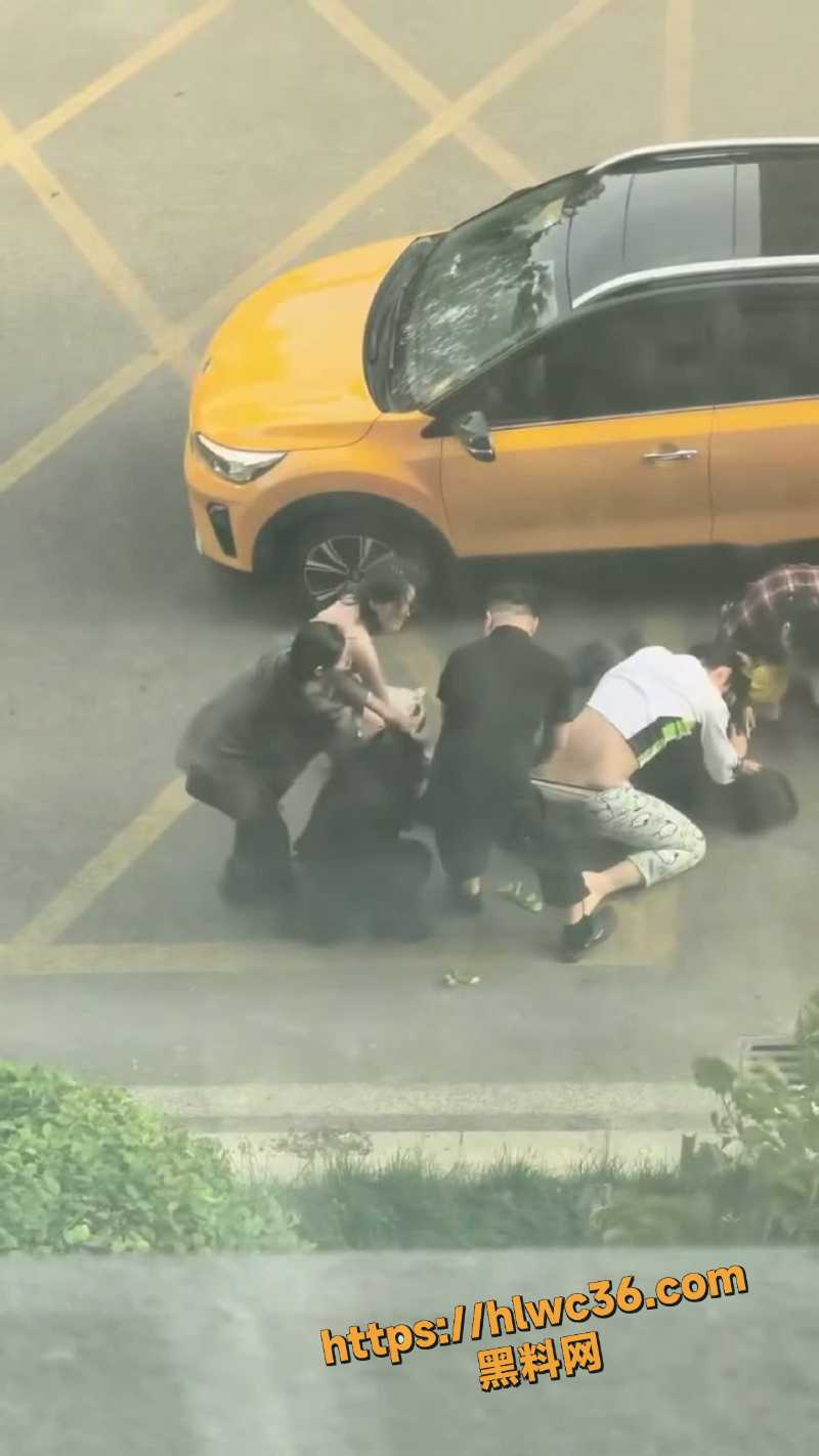 男女混打偷袭事件5
