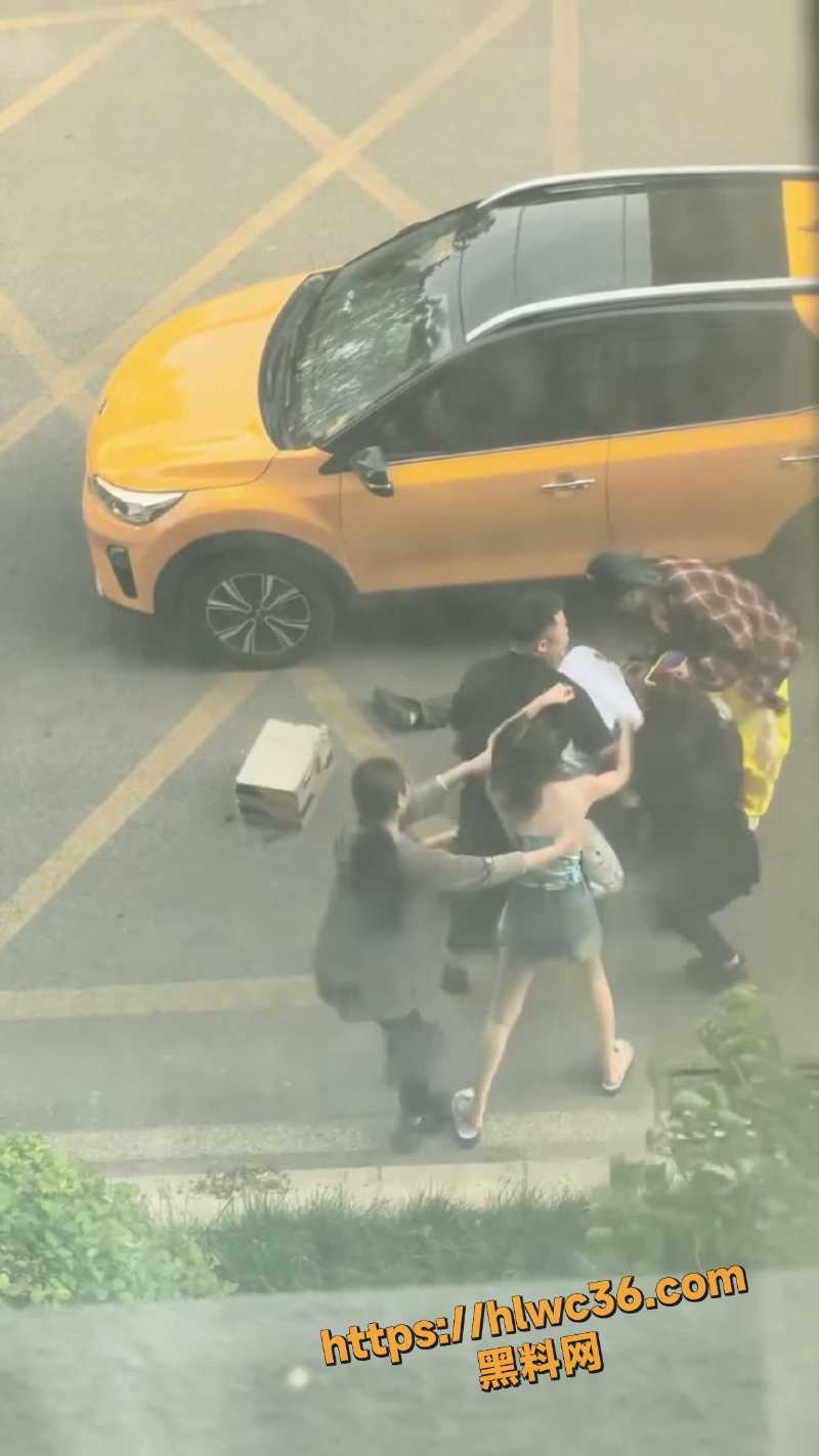 男女混打偷袭事件6