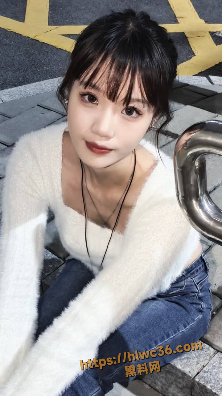 阿薇啊照片