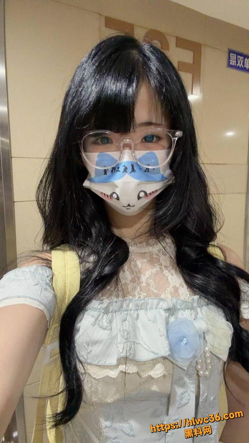 郑州著名coser调教私拍3