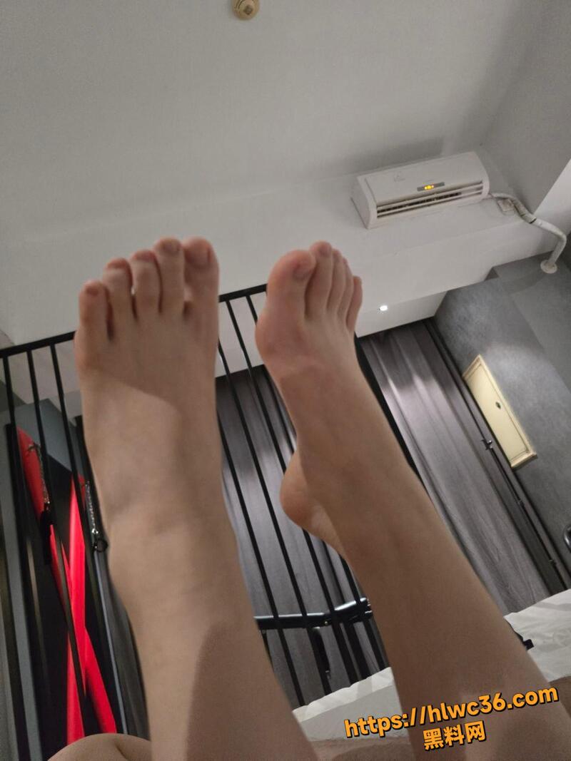郑州著名coser调教私拍12