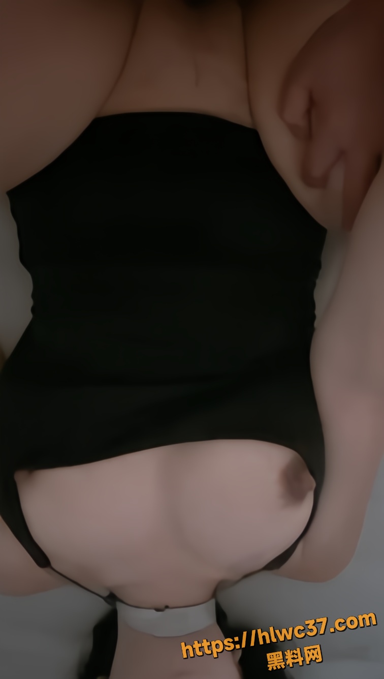 美乳翘臀5