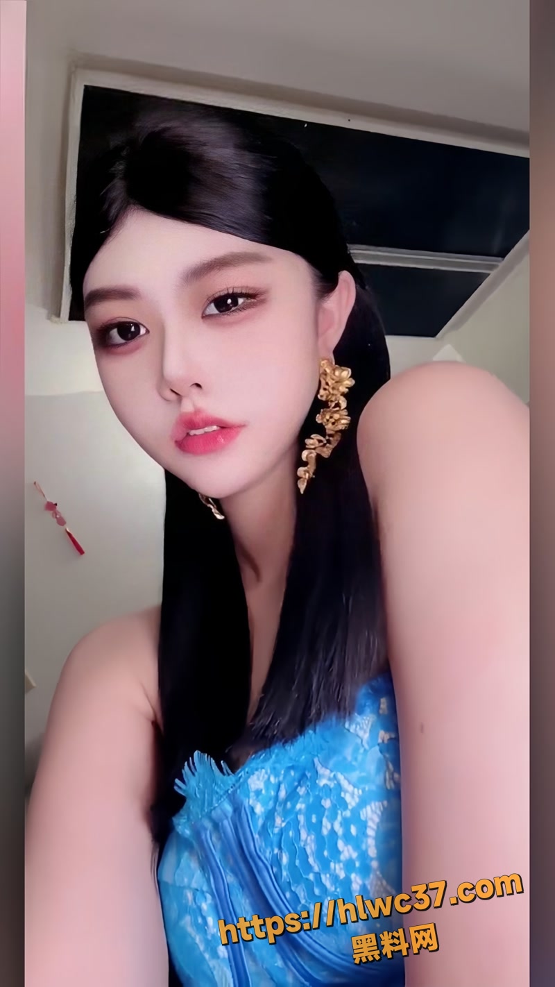 01抖音女网红Vkvk1 1wm