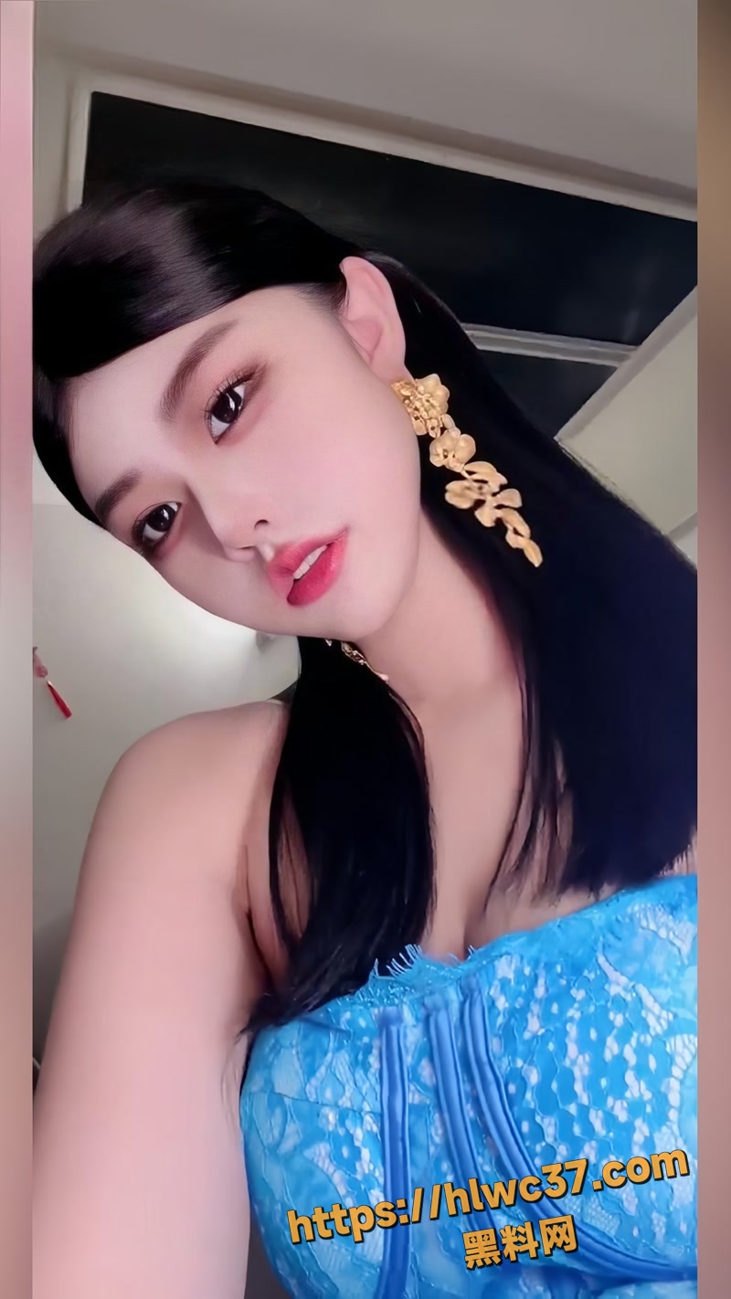 02女网红Vkvk自慰视频1 2wm
