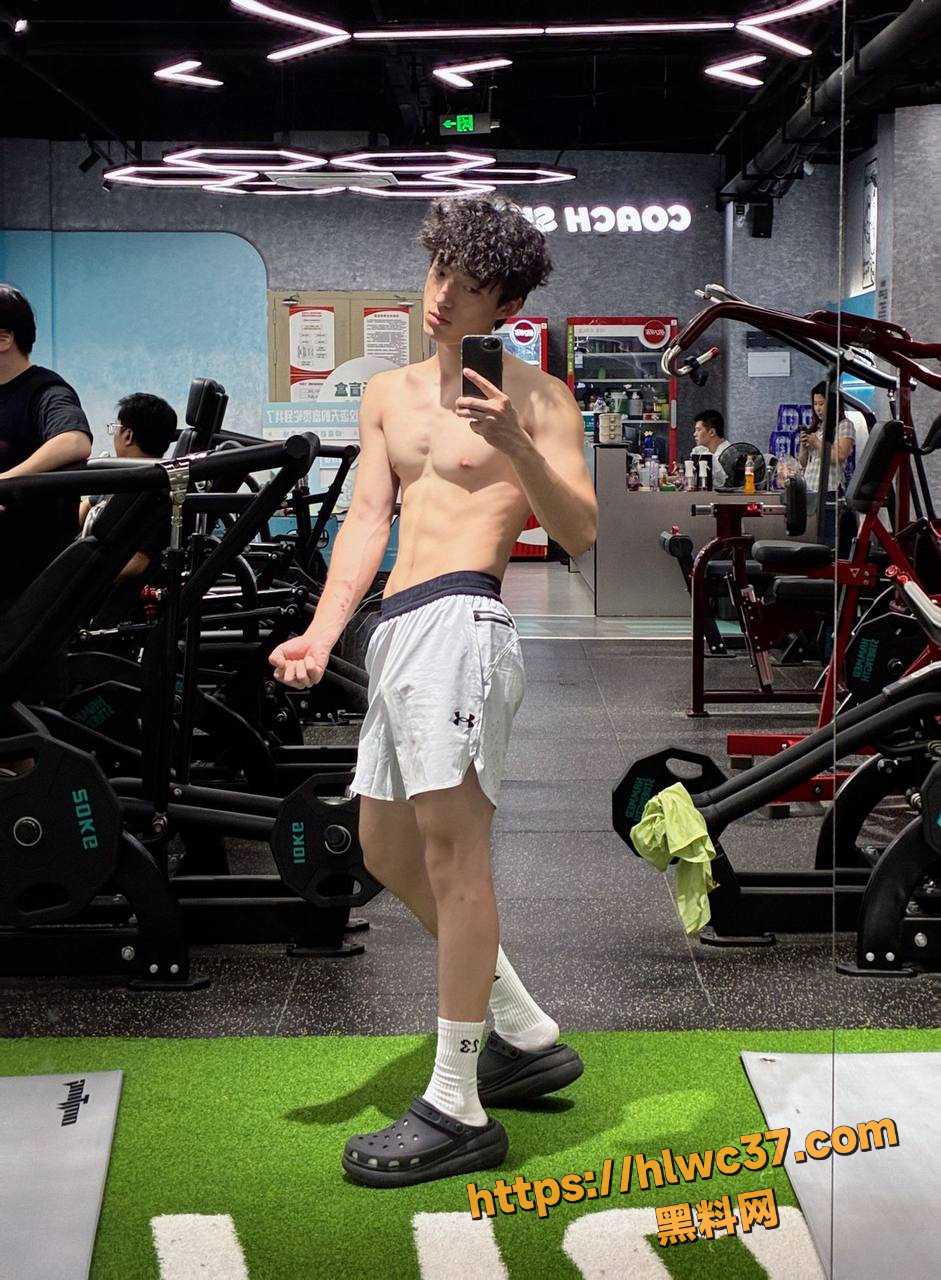 猛男闫清源最新视频资源