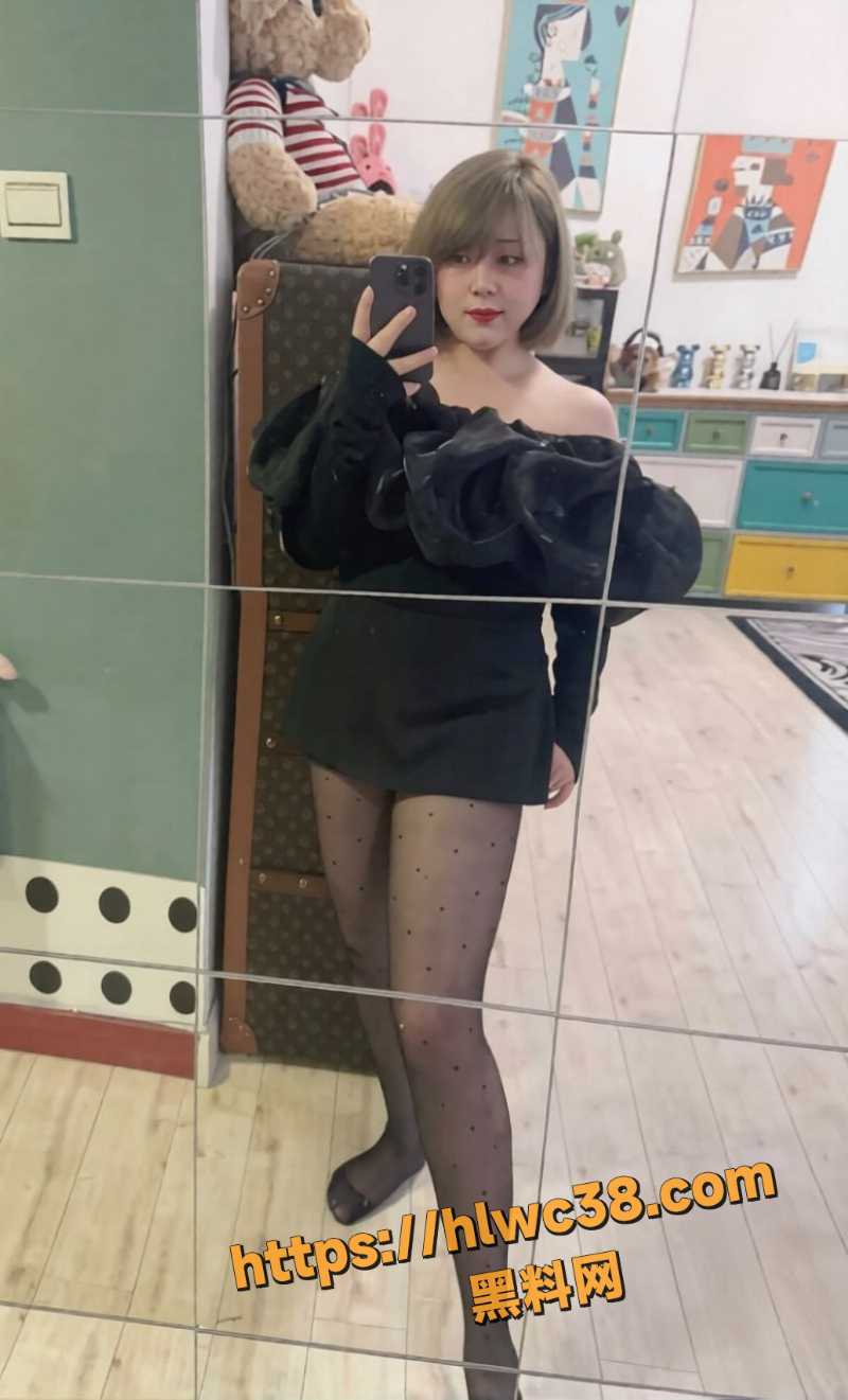 与极品后妈性爱视频流出1
