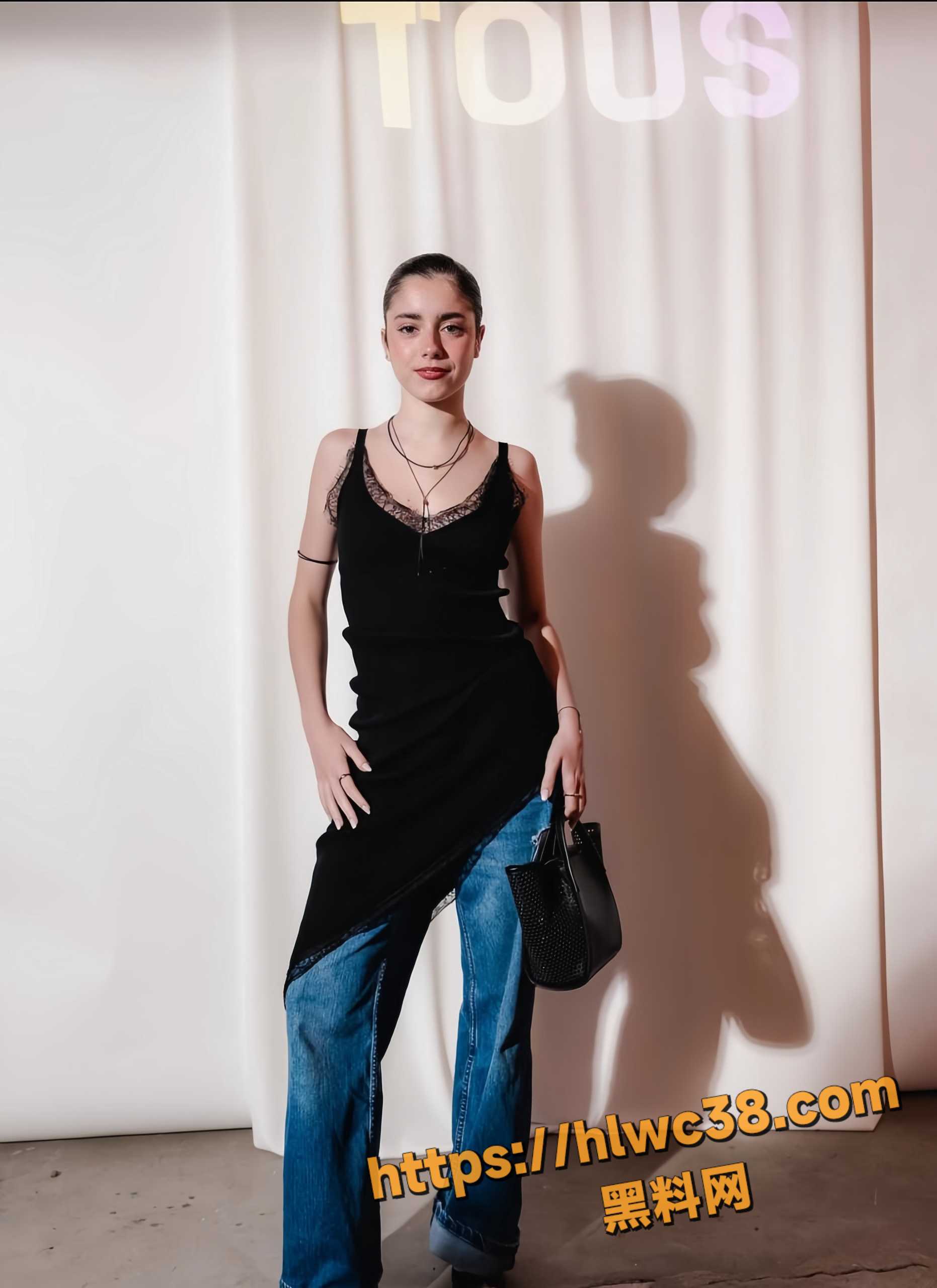马达莱娜阿拉冈18