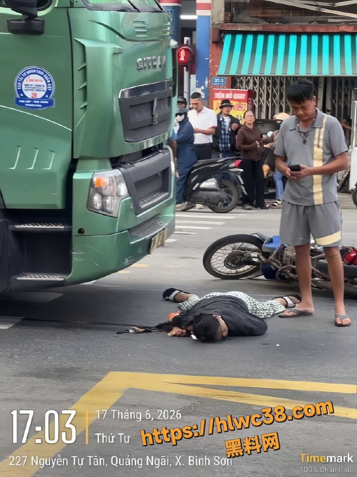 越南交通事故监控视频5