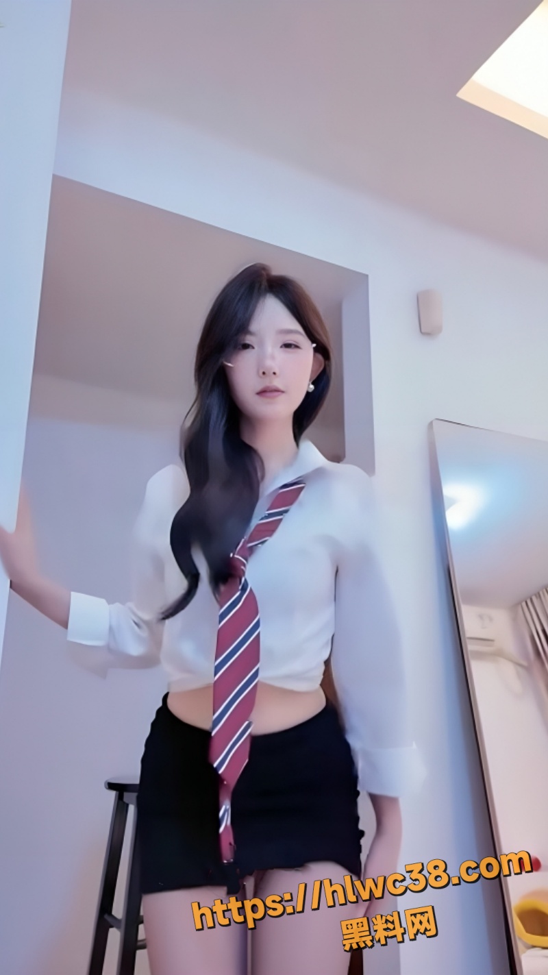 小帐女友自慰福利定制2