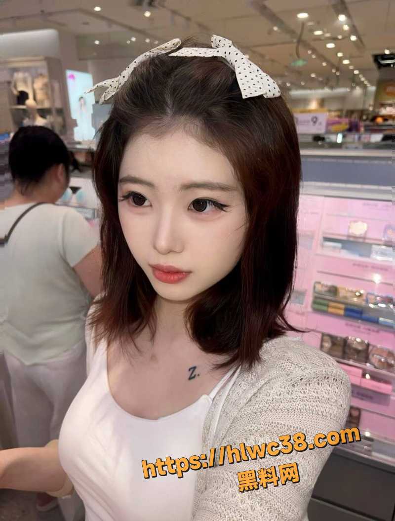 苏紫芳裸体诱惑视频1