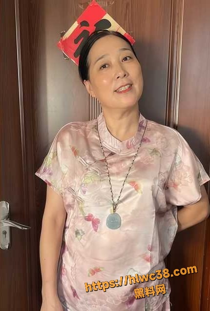 大姨奶子能玩一天视频