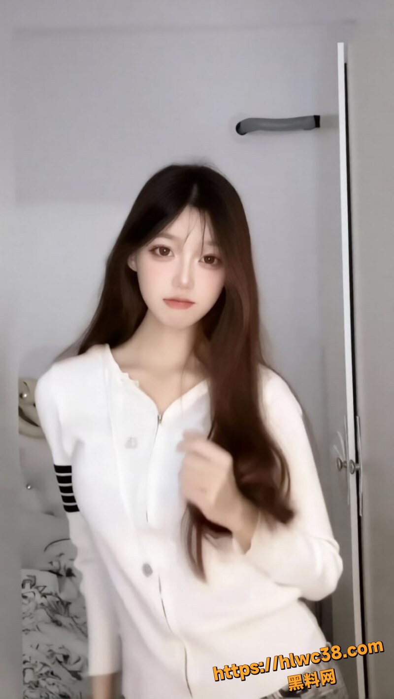 多位高颜值女神挑战视觉感官6
