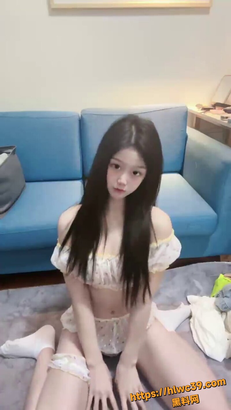 极品身材美少女新人缘科技自慰2
