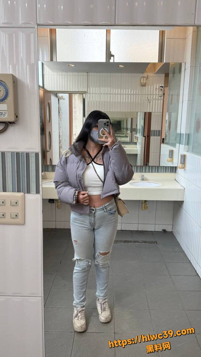 超漂亮微胖巨乳反差妹做爱1