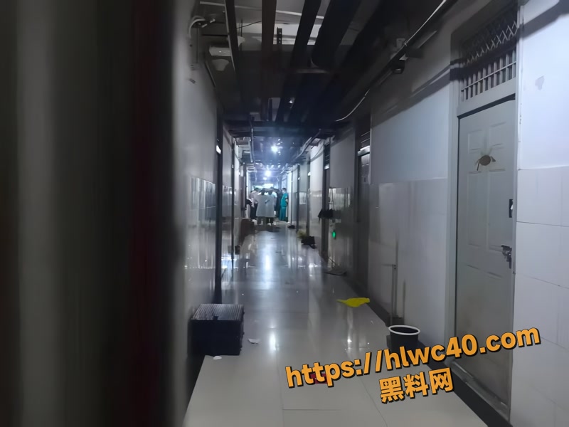 02牧业经济学院女生宿舍互砍1 2wm