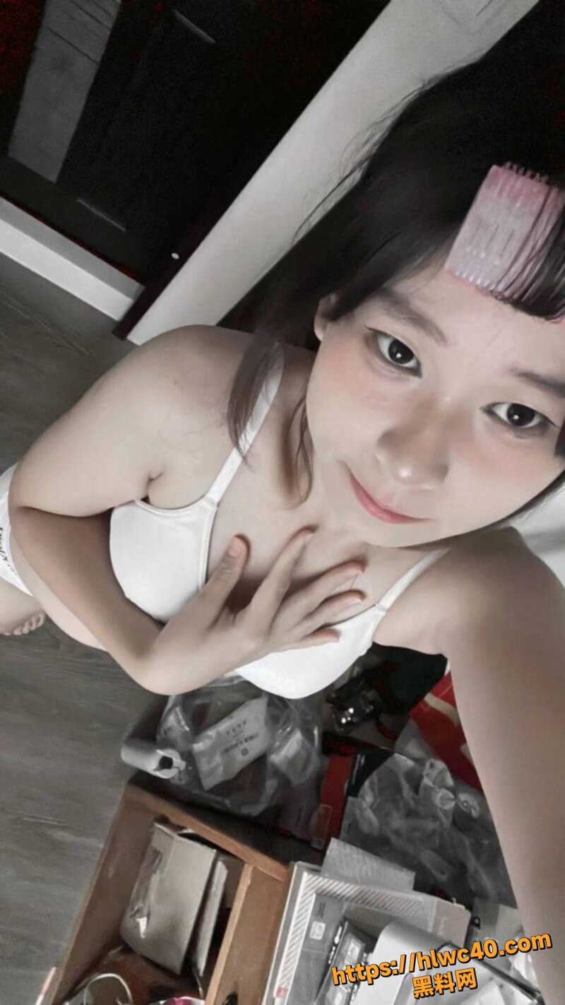 反差女友鹿欣不雅视频2