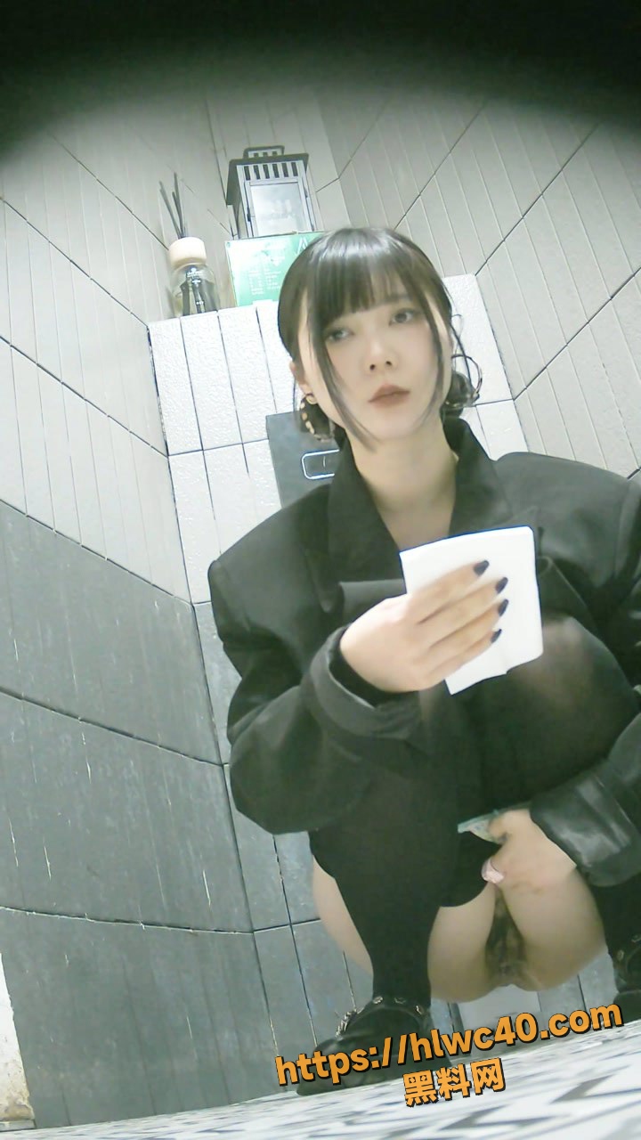 商场女厕高清偷拍合集1