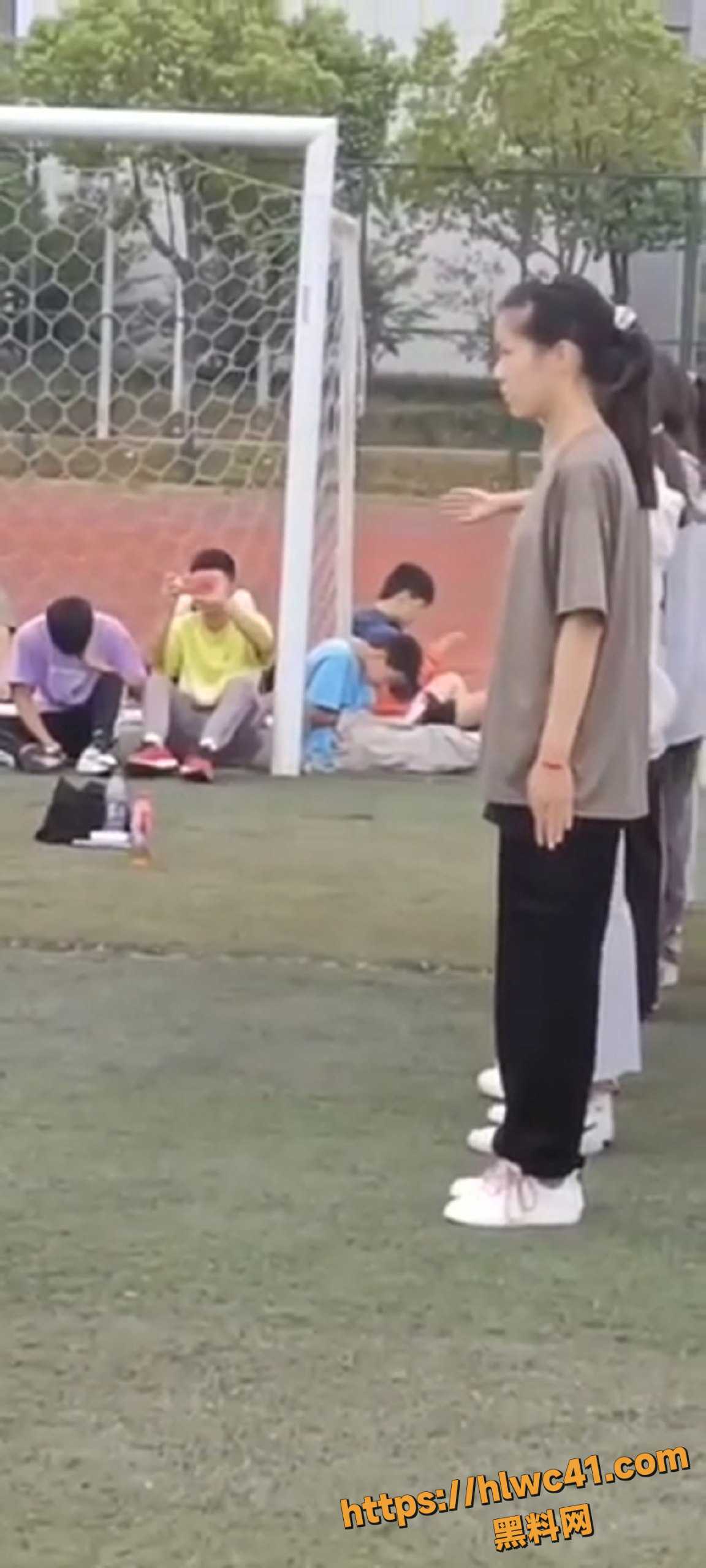 江城理工男生打飞机视频2