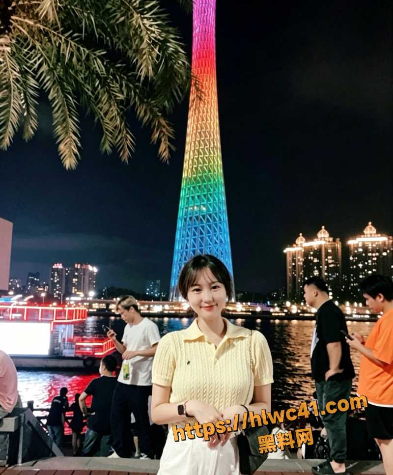 广西女教师李爽性爱视频4