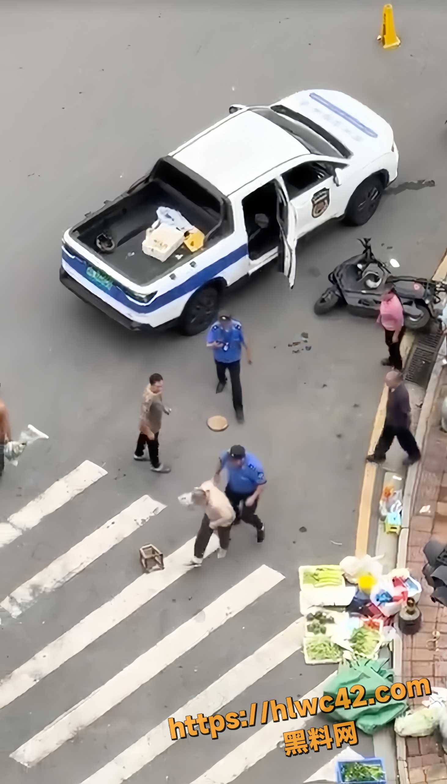 河南城管暴力执法2