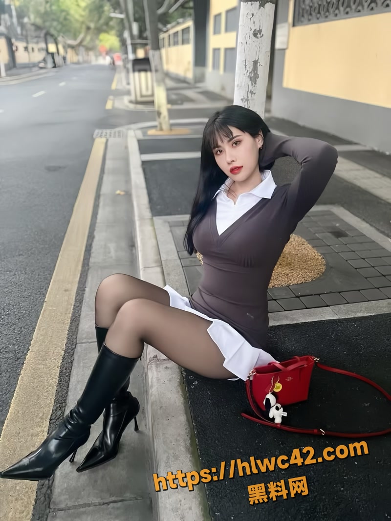 0220岁女顾客求操1 2wm