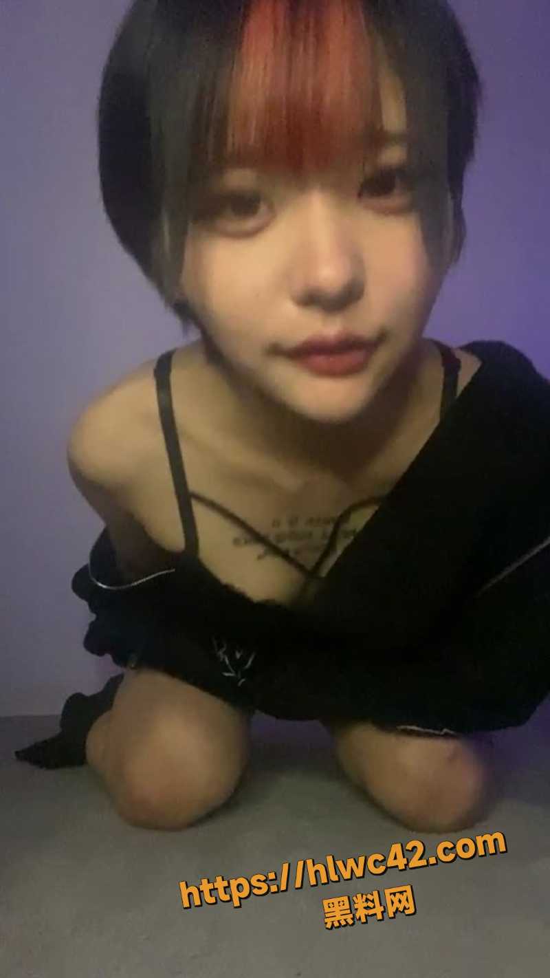 精神小妹三花私密流出3