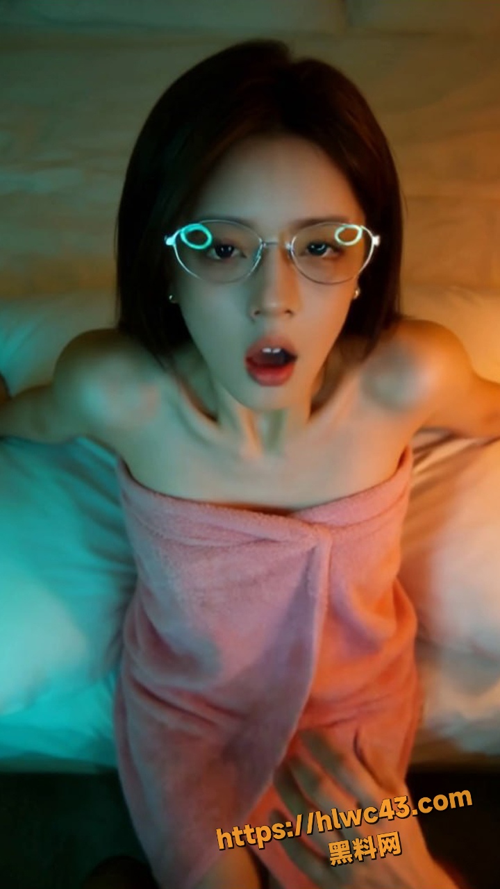 AI真人剧场调教视频3