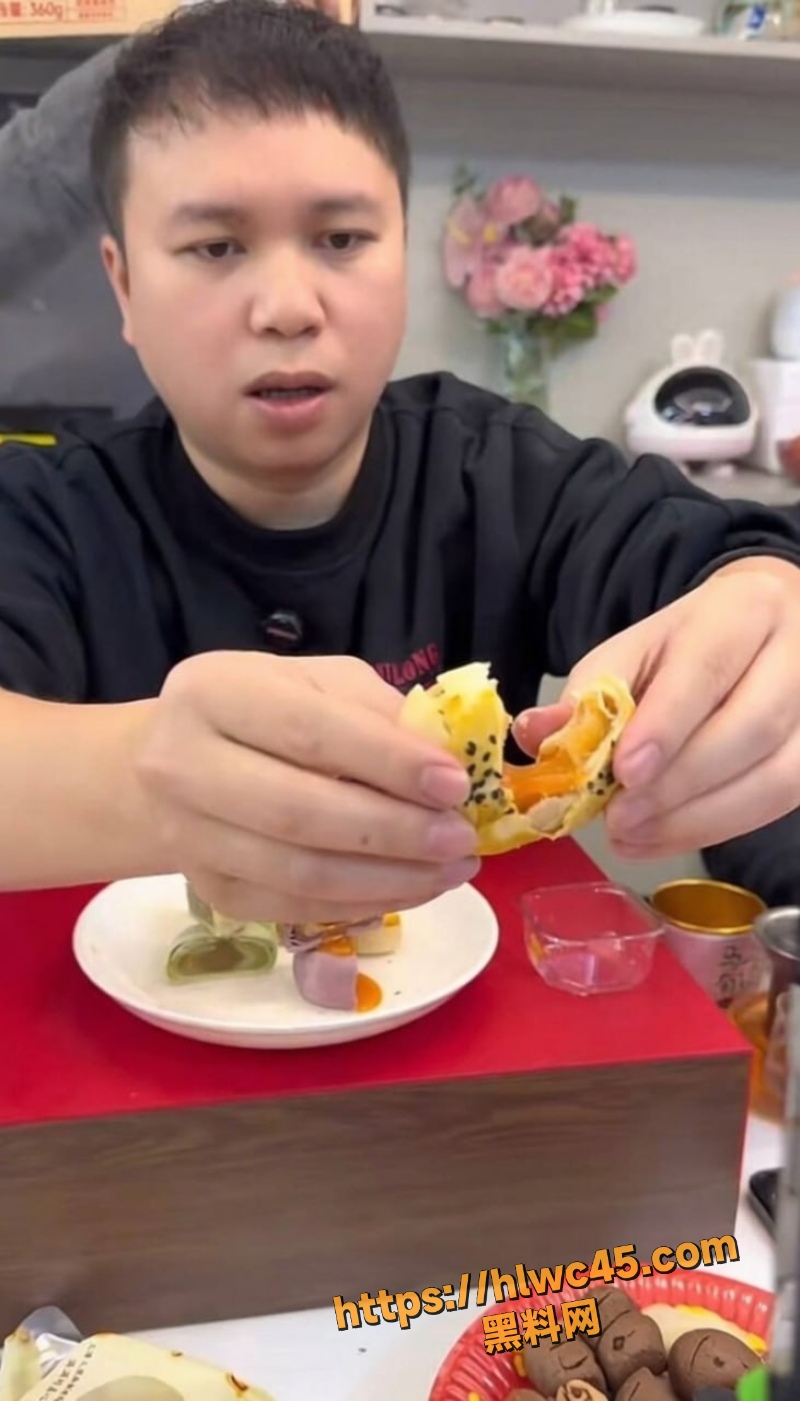 咕咕鸡和小三的性爱视频2