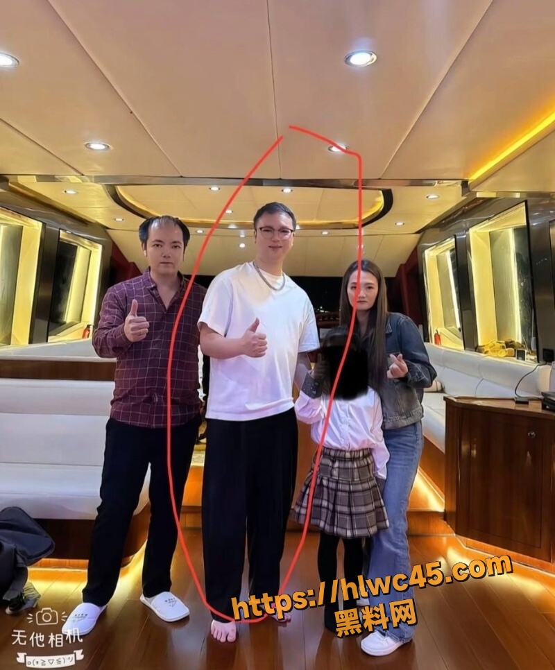 咕咕鸡和小三的性爱视频3
