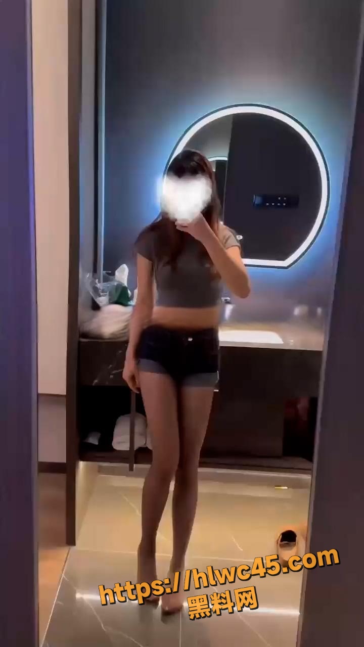 黑丝 1