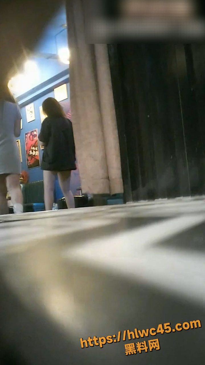 美女逼脸同框反差视频1