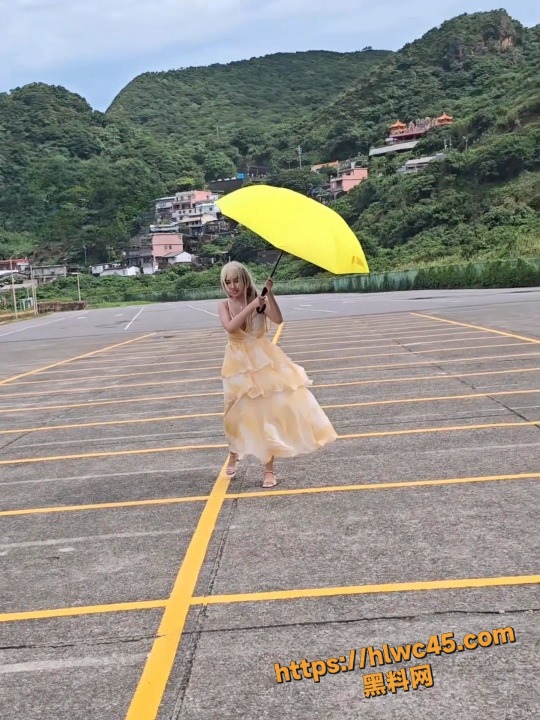 慕慕Momo毛毛喵私密自拍