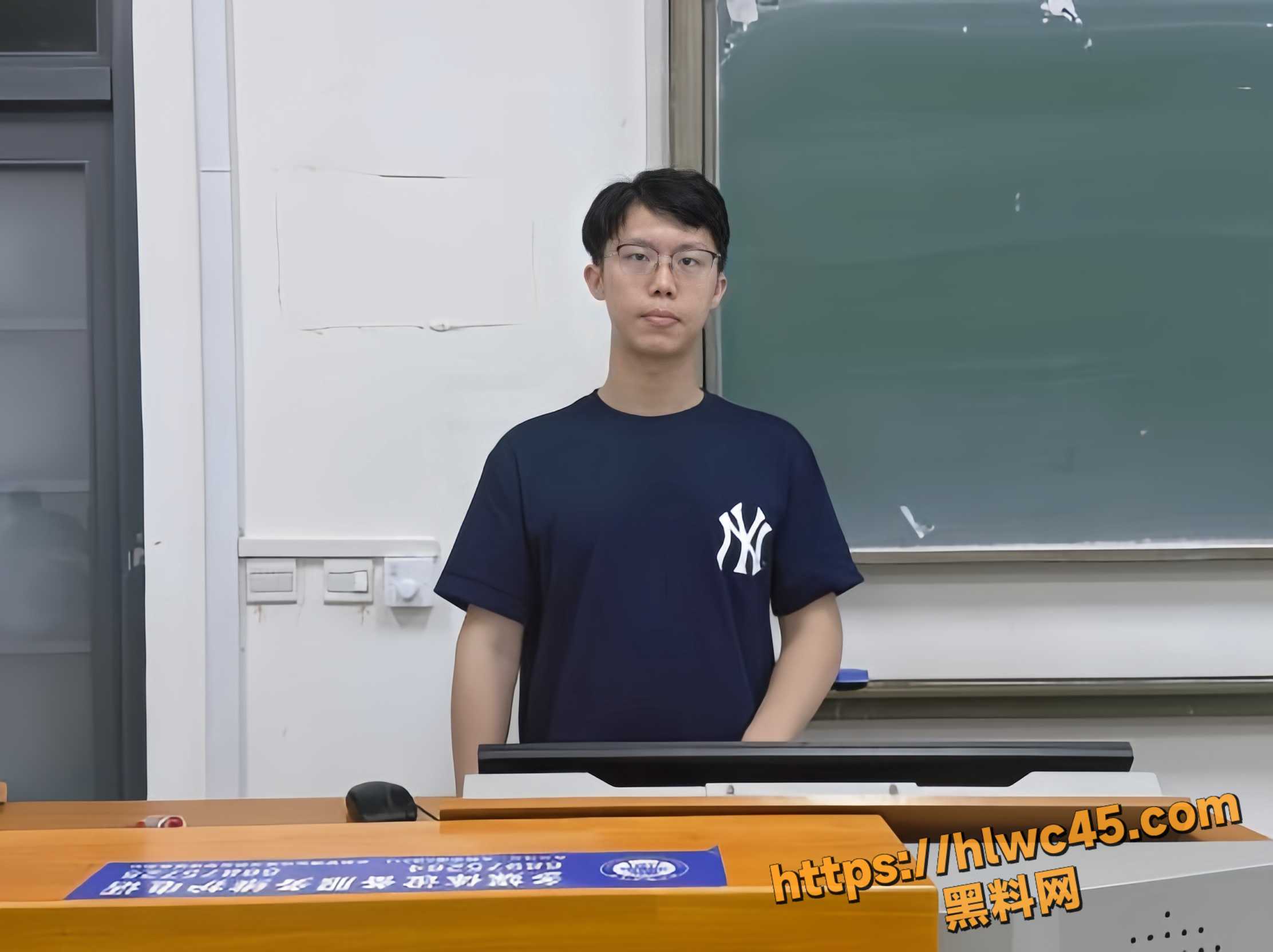 大学老师薛柏杉28