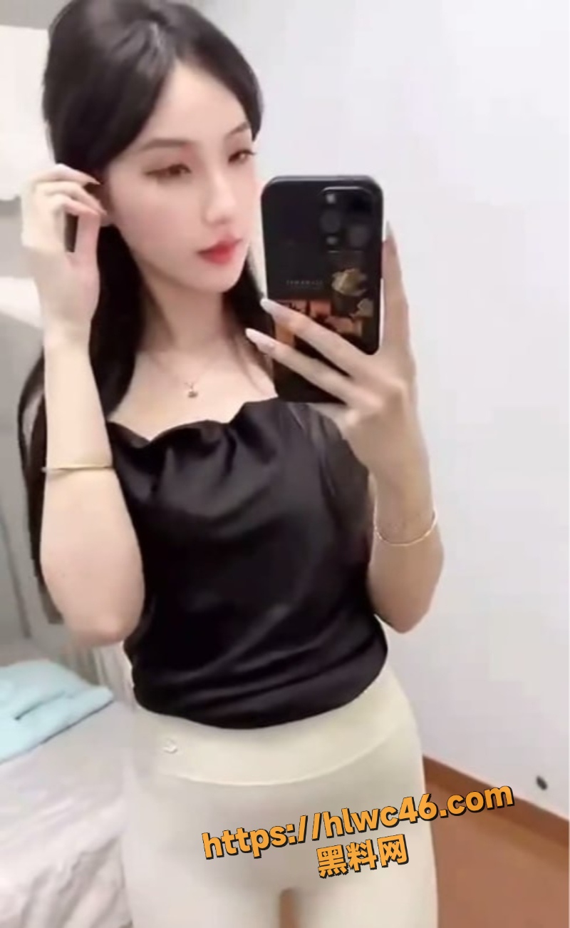 抖音网红亲亲小渝私密流出2