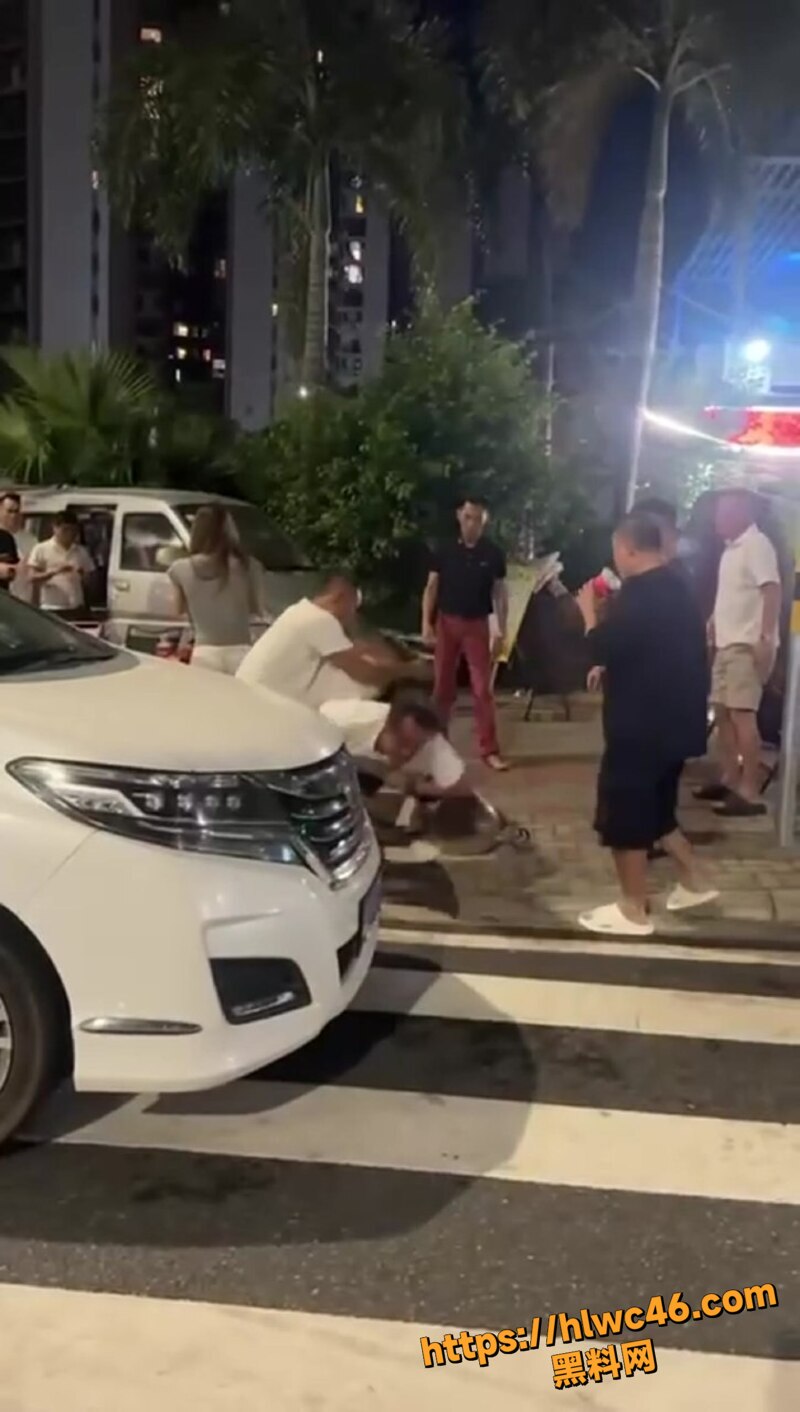多人当街打架乱斗6