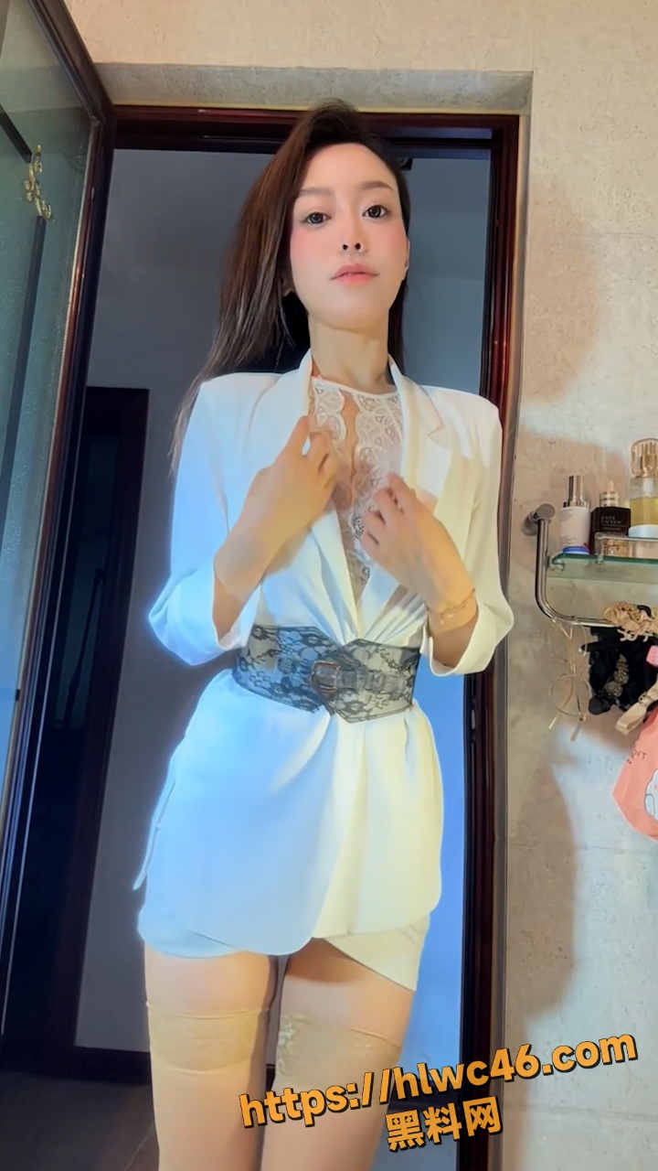 快手网红真真裸舞视频1