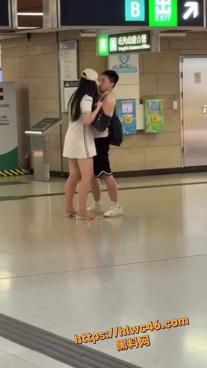 搞笑吃瓜