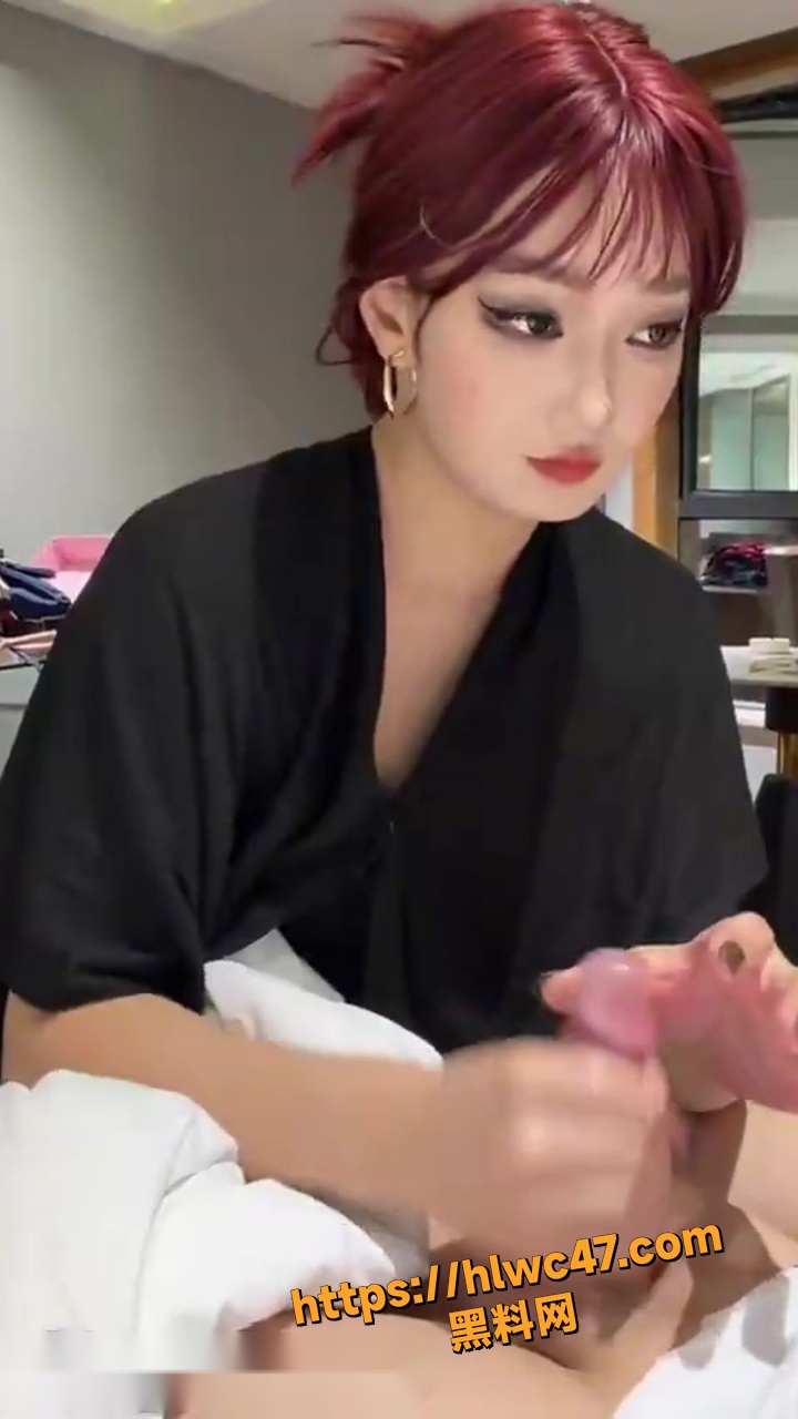 浴袍诱惑