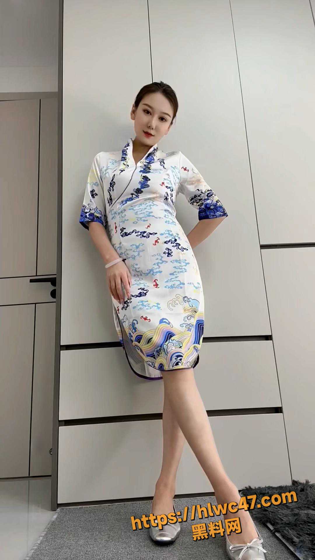 易直播迷人奈自慰视频1