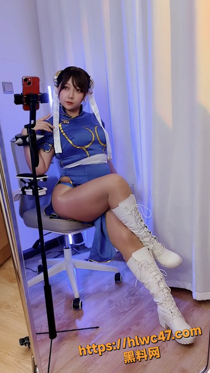 巨乳坦克欧冀冀自慰视频1