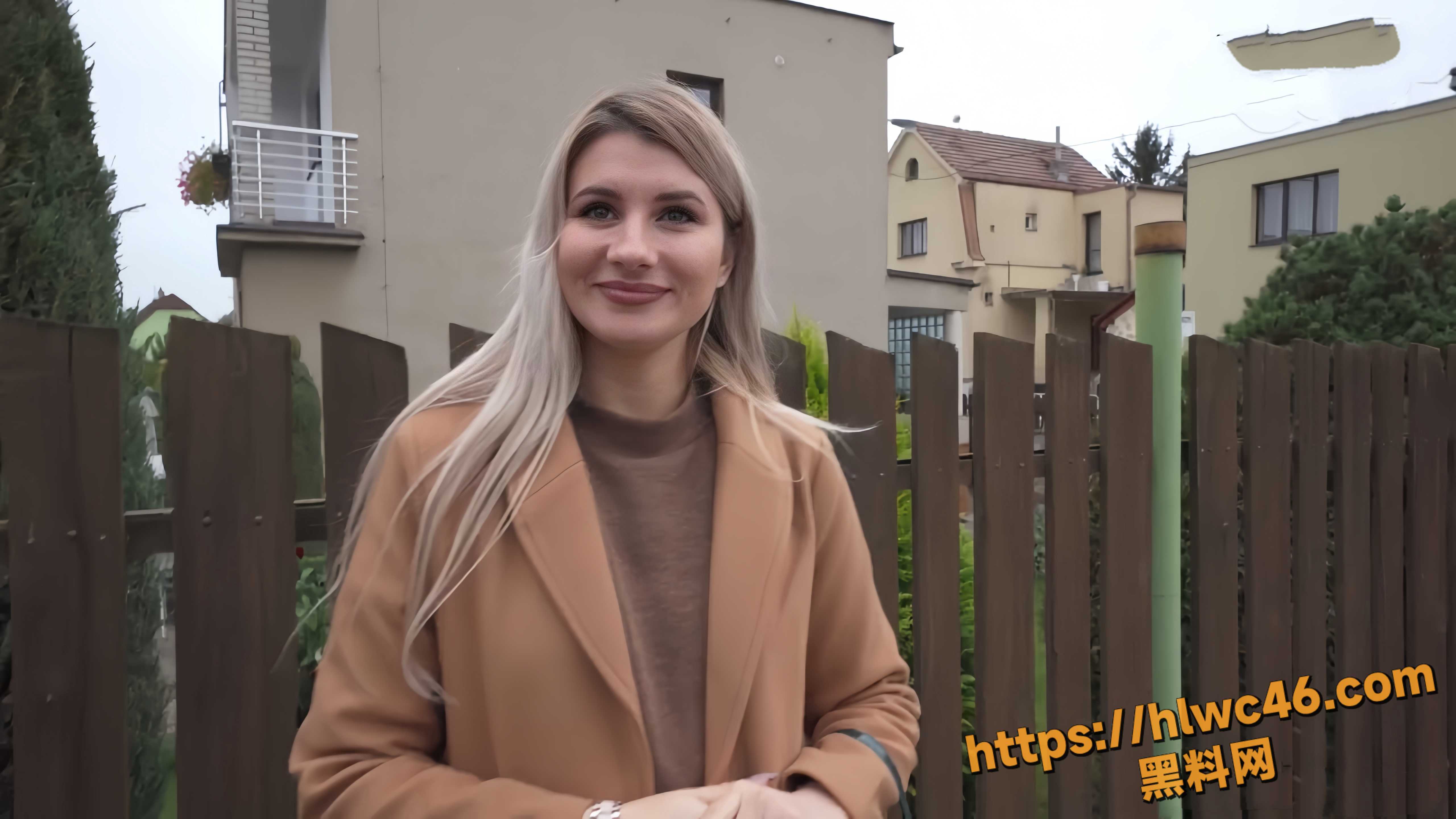 捷克搭讪金发美女1