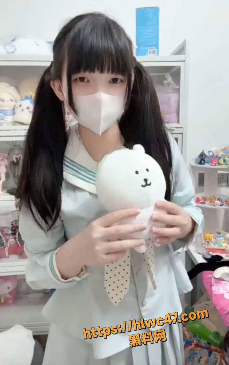 推特小亦无敌自慰视频1