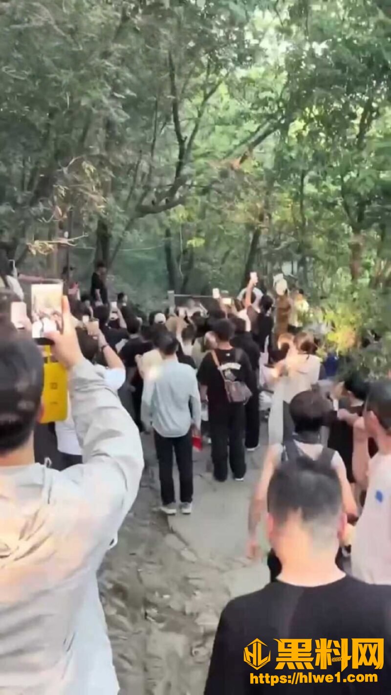 杭州北高峰神级绿帽现场5