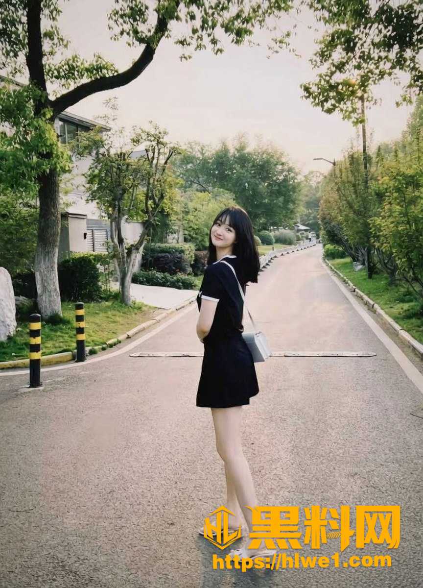 张嘉倪八年婚姻买超出轨 4