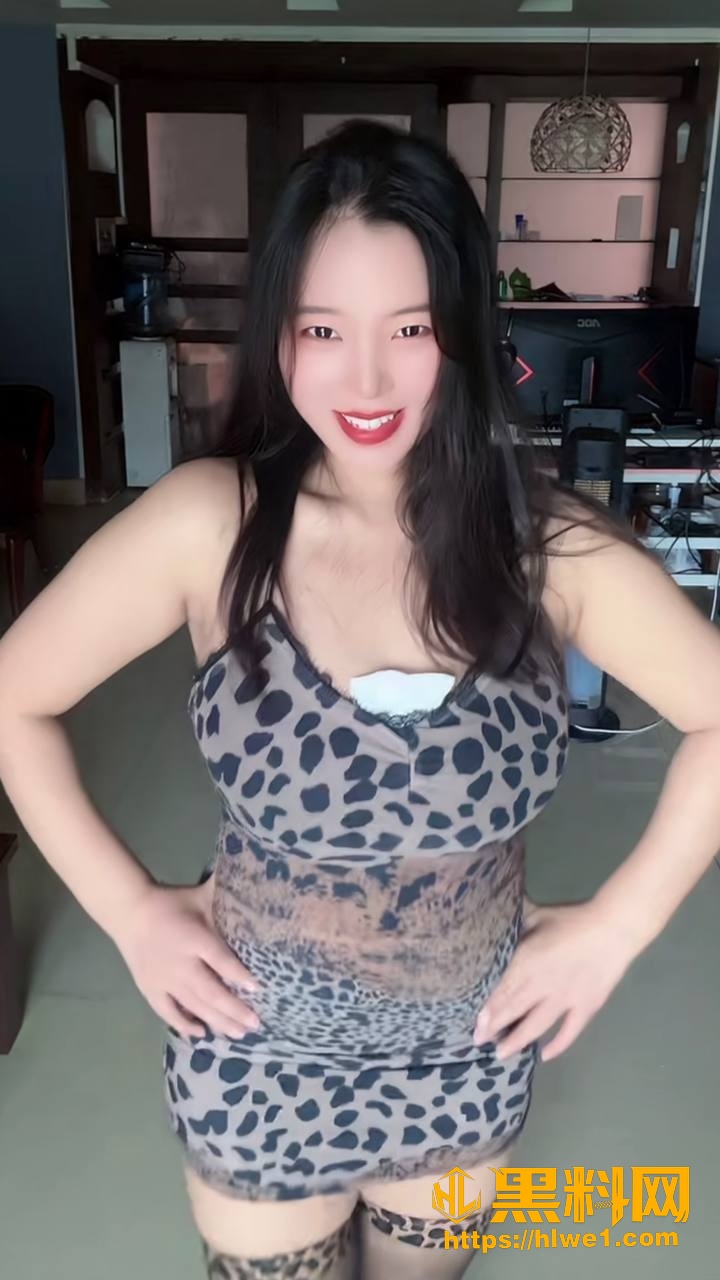 扣逼自慰